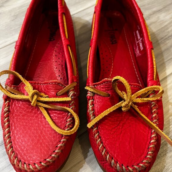 Minnetonka Moccasins - Picture 5 of 7